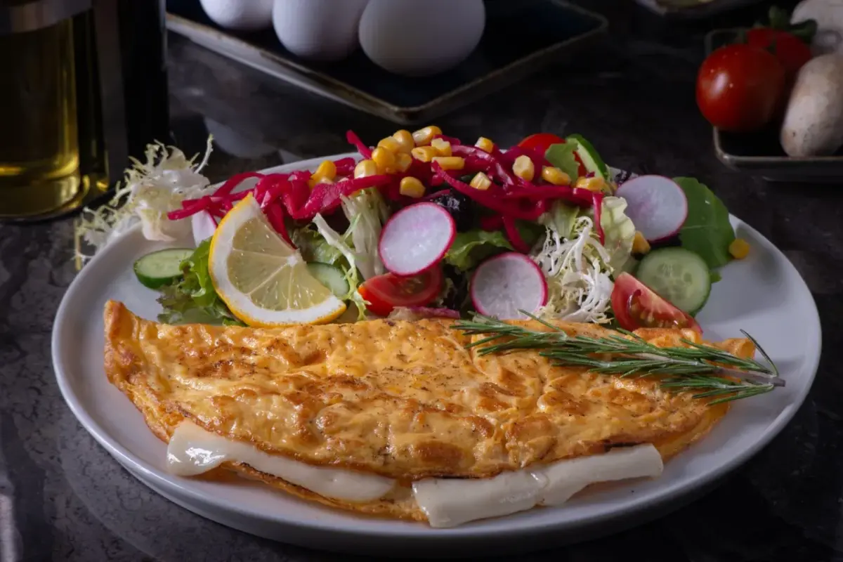 Kaşarlı Omlet
